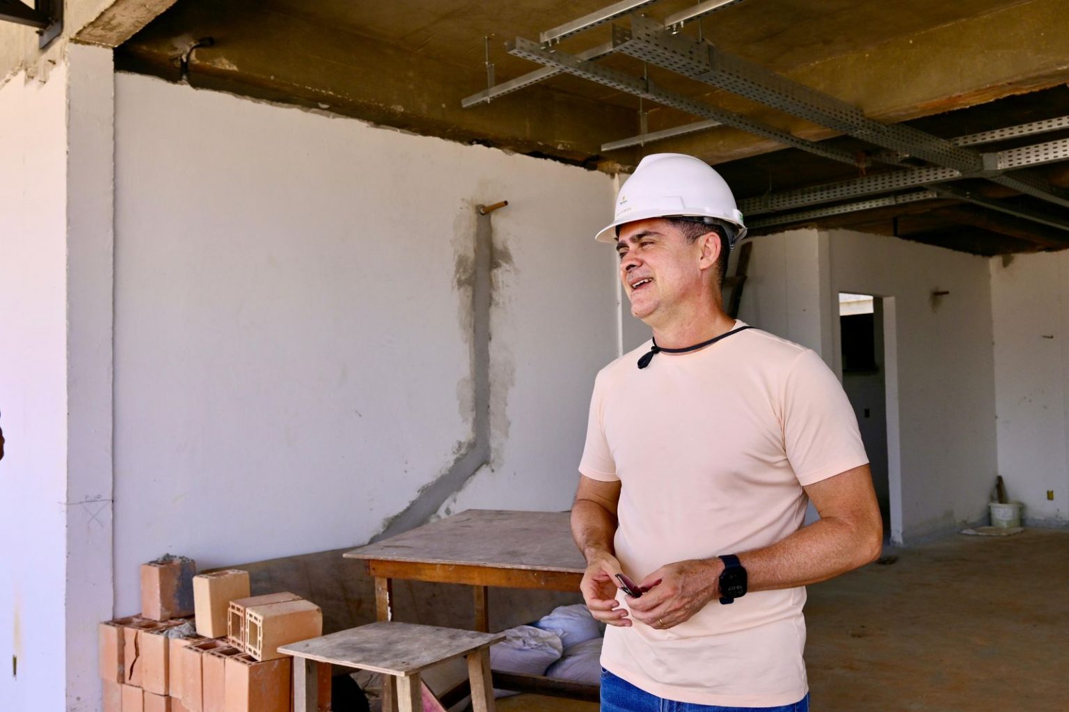 Prefeito David Almeida retoma agenda com maratona de vistorias, acelera entregas e consolida prioridade na saúde e no desenvolvimento social