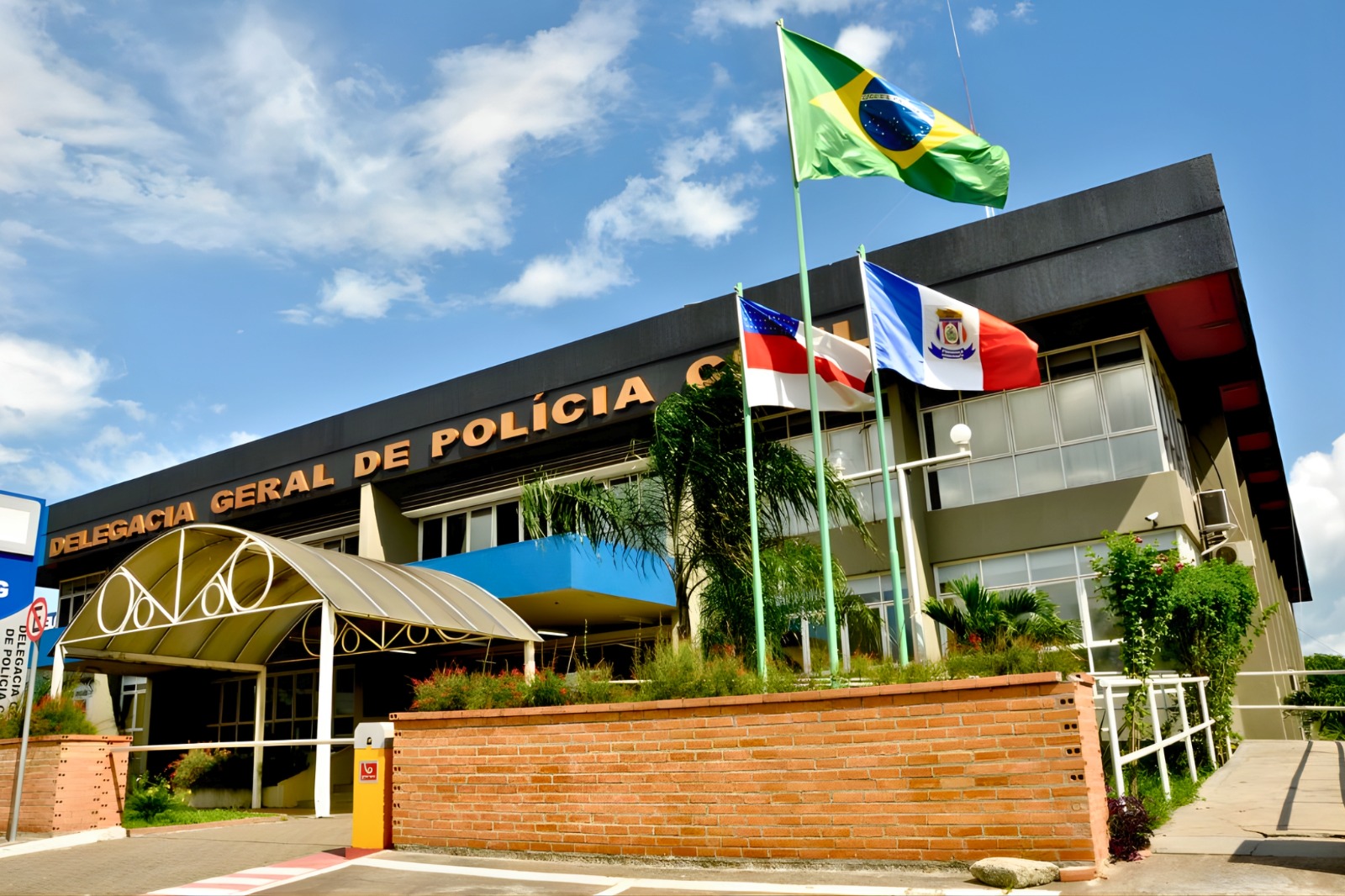 MP recomenda adequações de acessibilidade na sede da Delegacia Geral de Polícia Civil