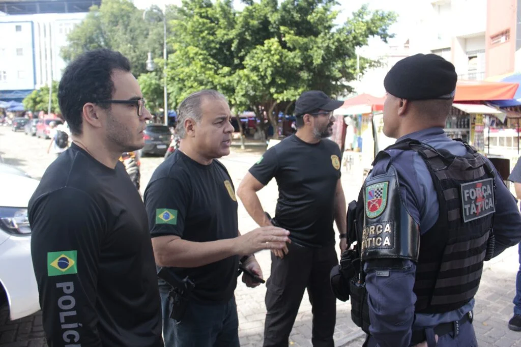 Manaus: sucataria que funcionava como bar é interditada no Centro