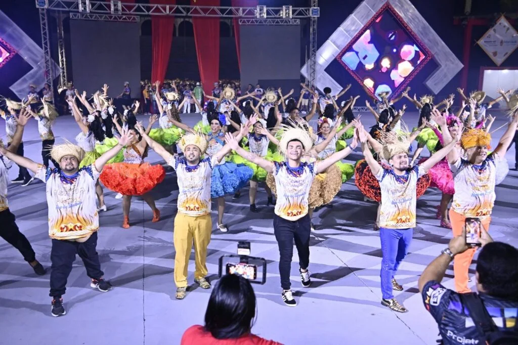 ‘Festival Folclórico do Amazonas’: edital categorias Bronze, Prata e Bumbás