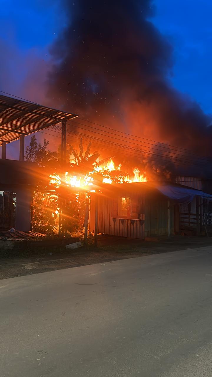 Incêndio causa destruição no Município de Careiro da Várzea