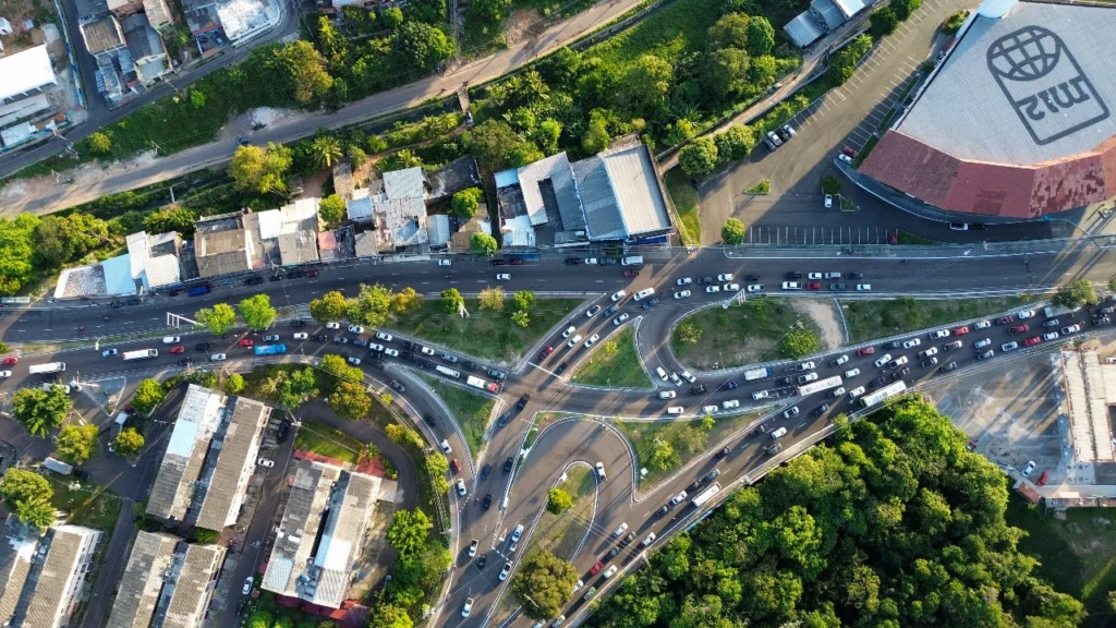 Avenida Coronel Teixeira será interditada parcialmente para obras de viaduto