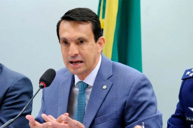 Master: Deputado amazonense propõe Subcomissão para acompanhar liquidação do banco