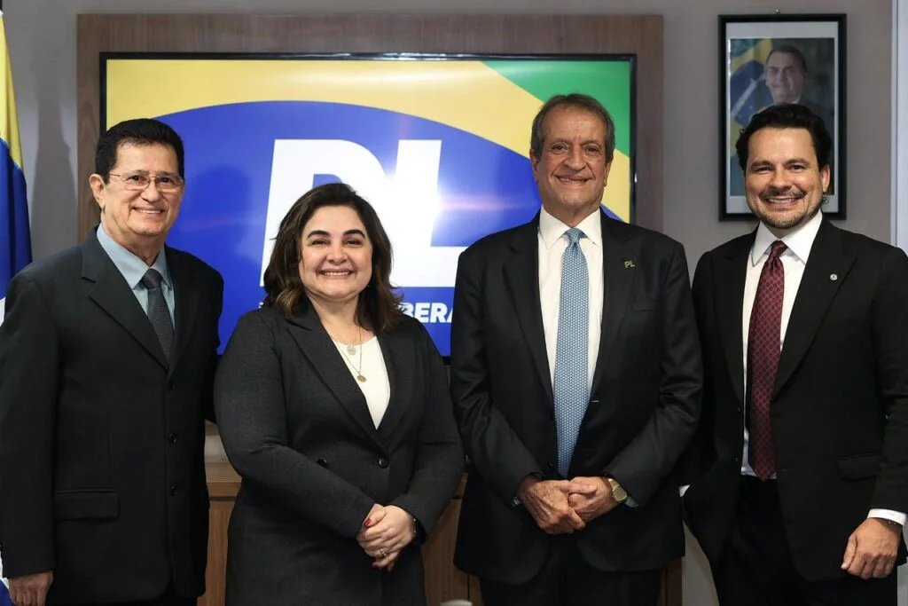 PL lança campanhas de Maria do Carmo e Alberto Neto