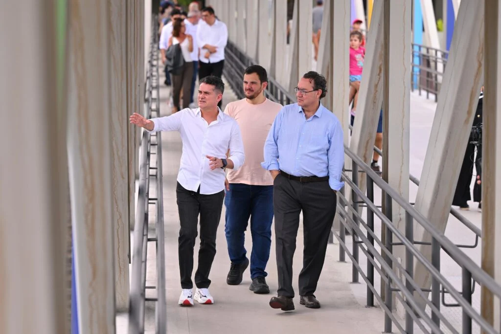 David Almeida recebe Augusto Cury e apresenta projeto do Avante