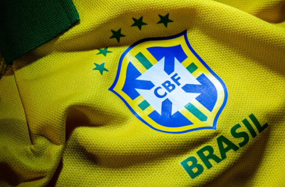 Seleção desembarca nos EUA focada no hexacampeonato