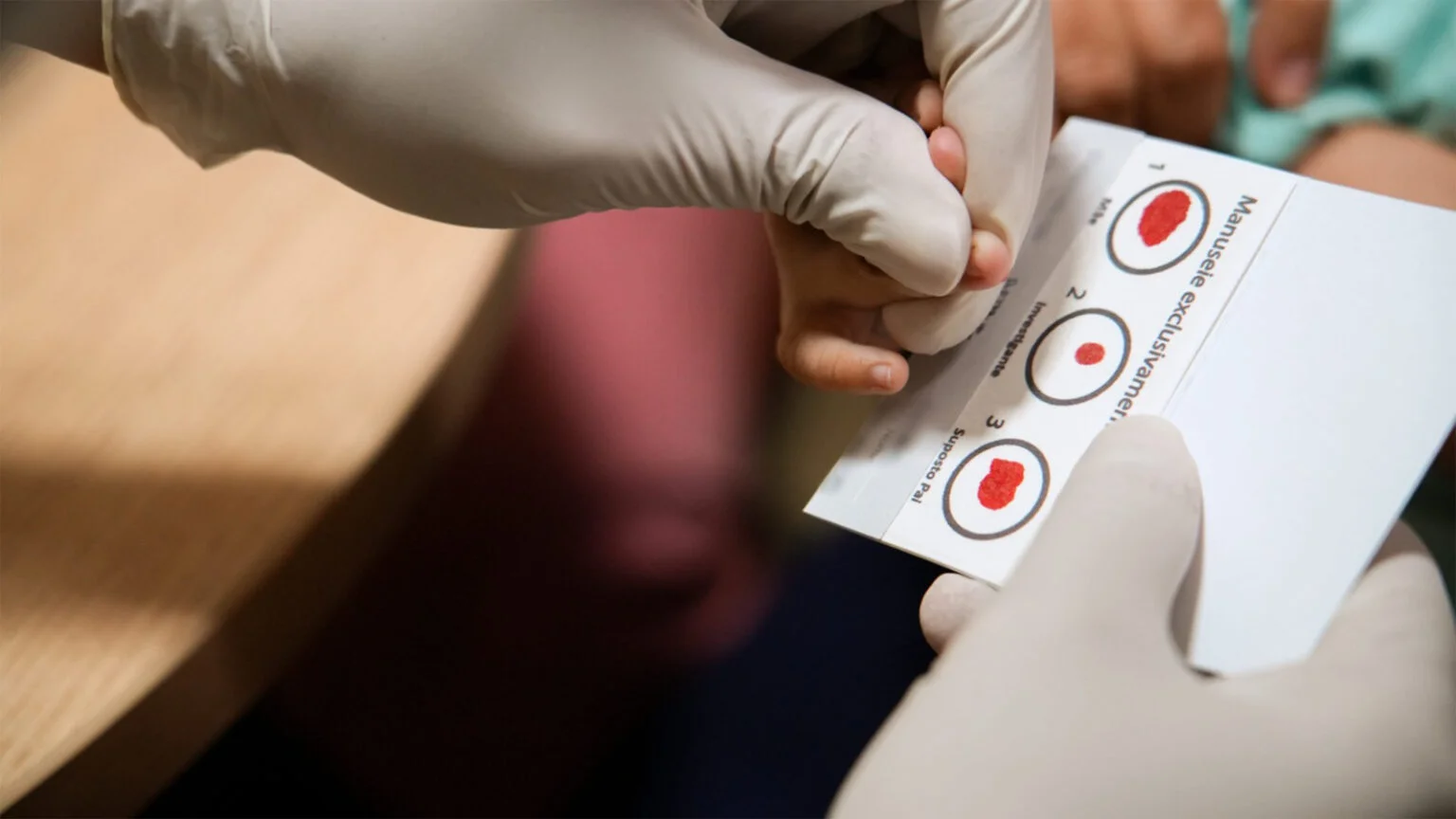 Campanha da Defensoria abre 200 vagas para exames de DNA gratuitos em Manaus