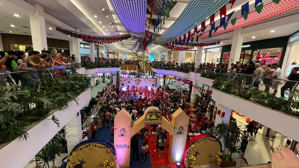 Amazonas Shopping tem programação de danças folclóricas, forró e boi-bumbá