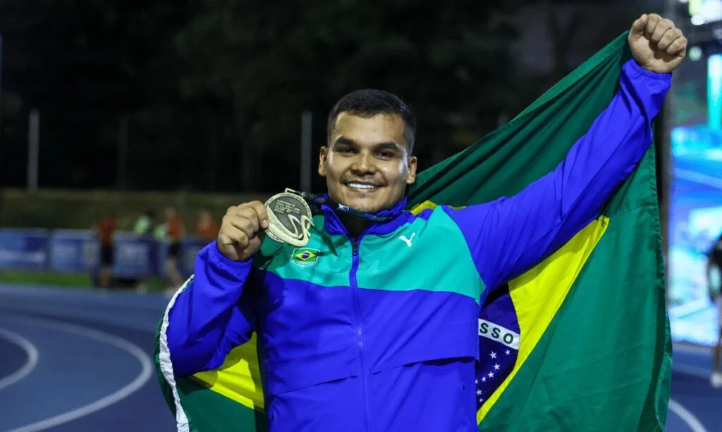 Amazonense conquista ouro e é bicampeão no Campeonato Ibero-Americano