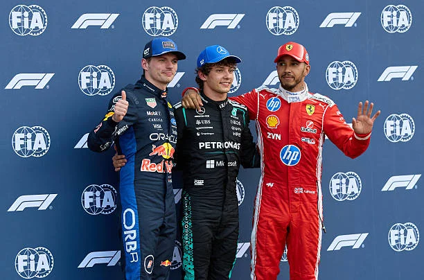GP de Mônaco: Antonelli supera Verstappen por pole