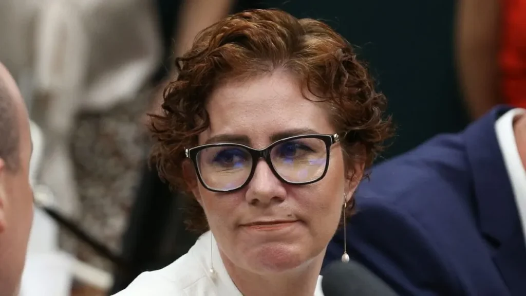 Zambelli é absolvida; Justiça italiana diz que Moraes foi parcial