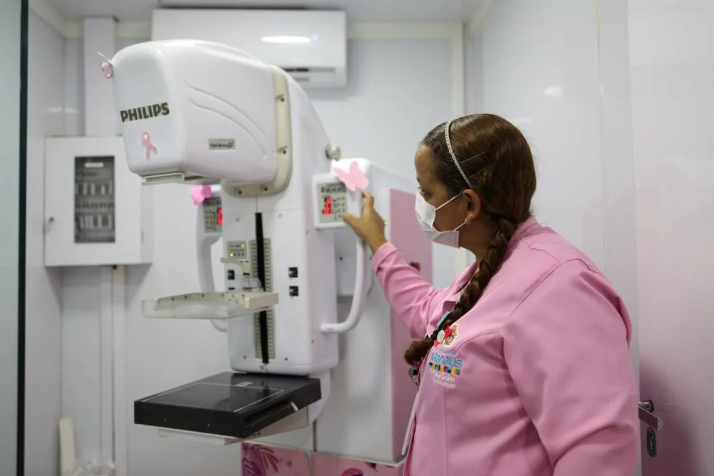UBS Móveis de Saúde da Mulher atendem em novos endereços