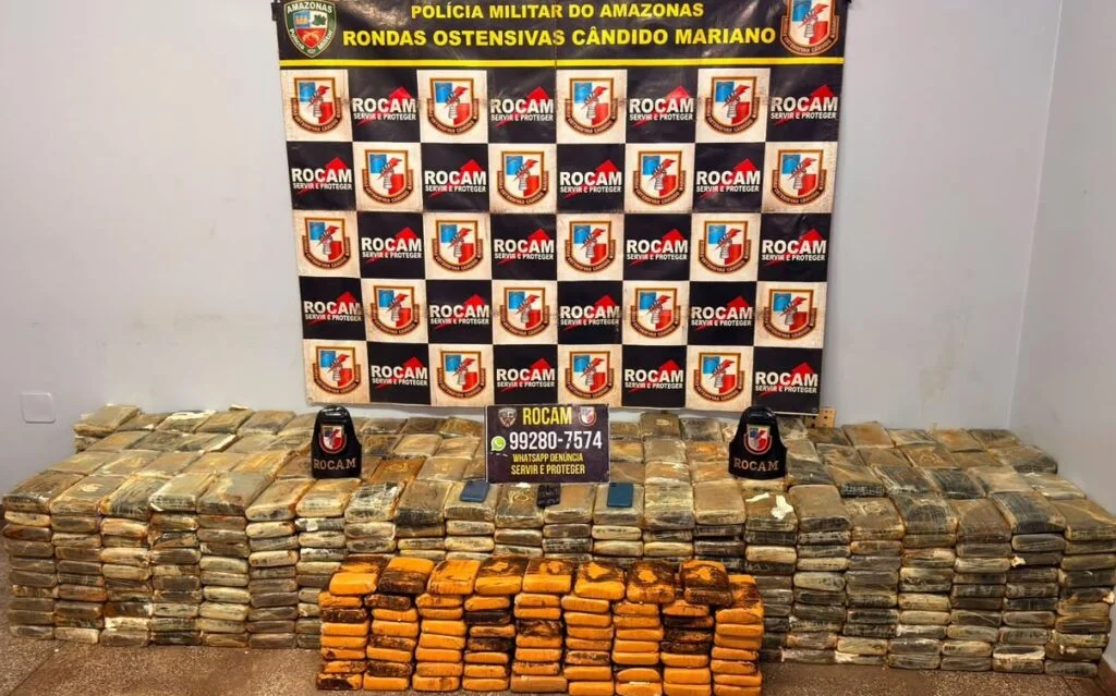 Rocam apreende 967 quilos de drogas e prende dois suspeitos