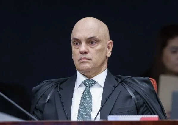Moraes nega autorização para presidente da Argentina visitar Bolsonaro