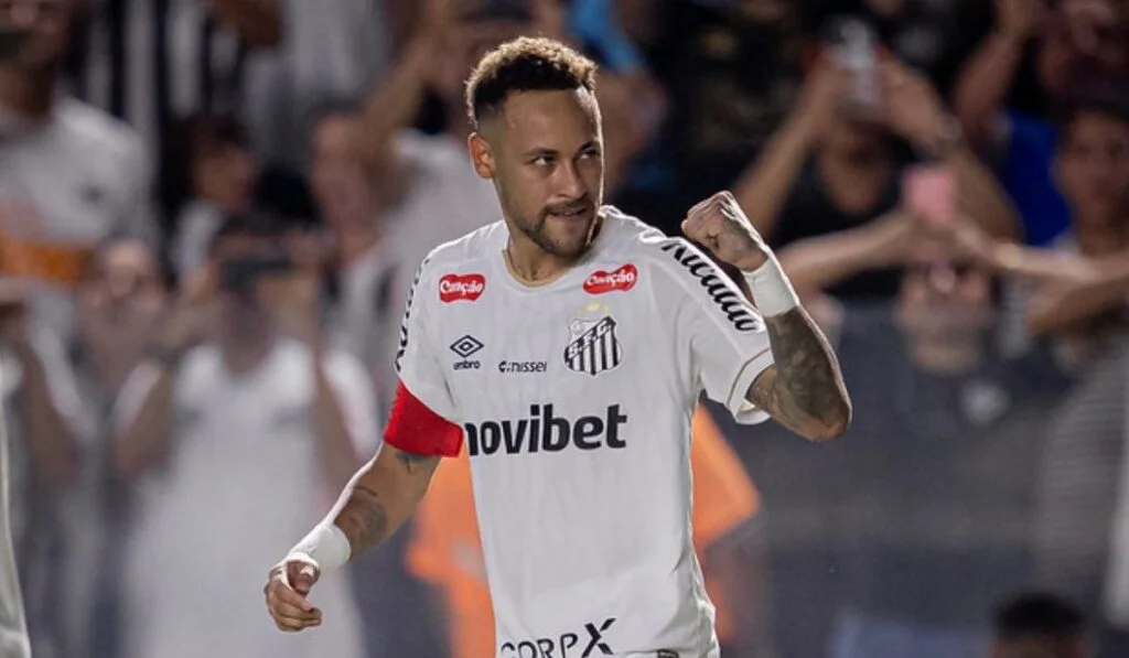 Neymar se reapresenta ao Santos com futuro indefinido