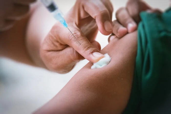 Vacina contra poliomielite terá dose de reforço em agosto