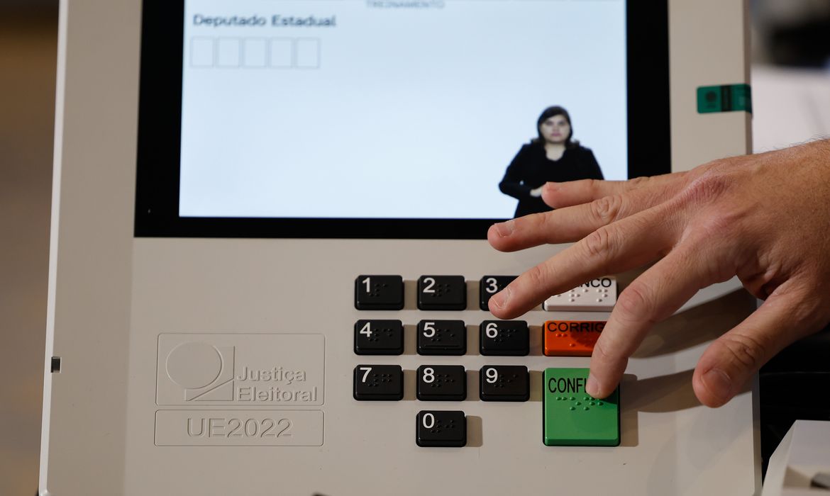 Campanha eleitoral nas ruas e na internet começa neste domingo