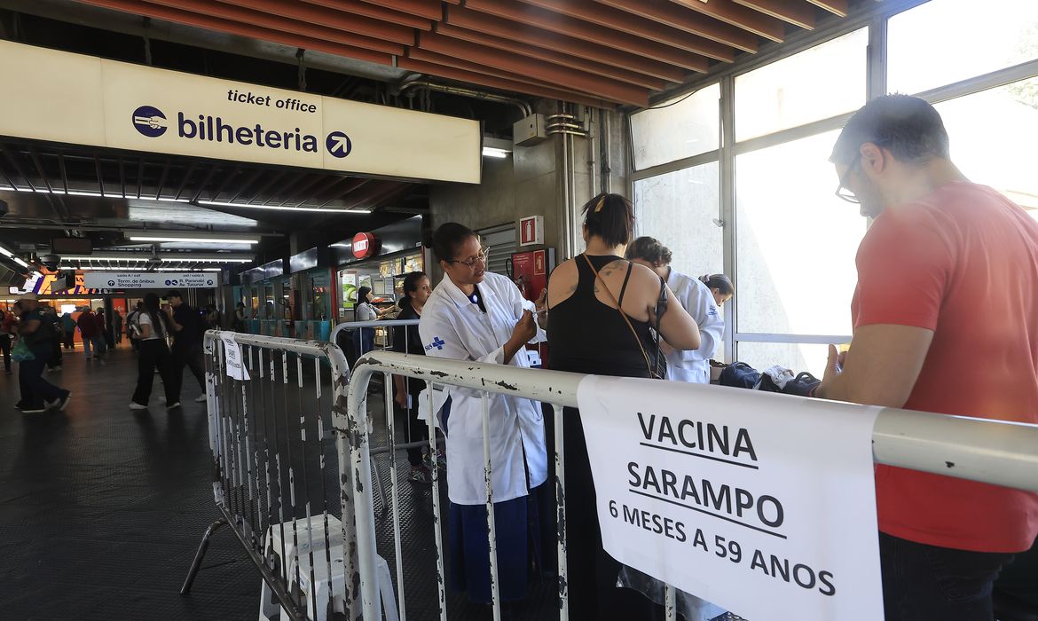 Ministério da Saúde reforça chamamento para vacinação contra o sarampo