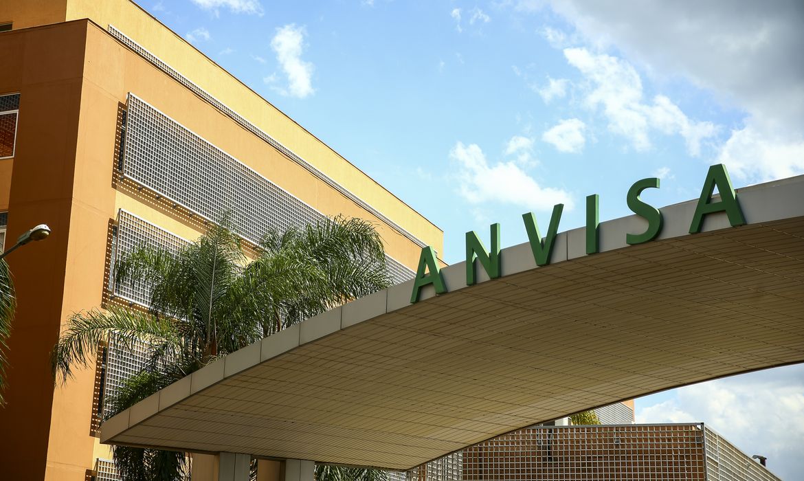 Anvisa proíbe e determina apreensão de lotes irregulares de medicamento para esclerose múltipla