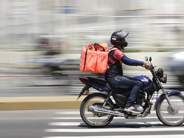 Brasil tem 2 milhões trabalhando por aplicativos, aponta IBGE