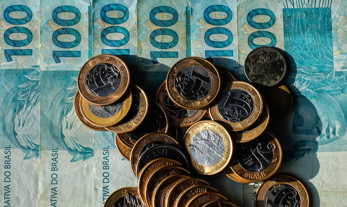 Volume de 'dinheiro esquecido' nos bancos sobe para R$ 5,65 bilhões, aponta Banco Central