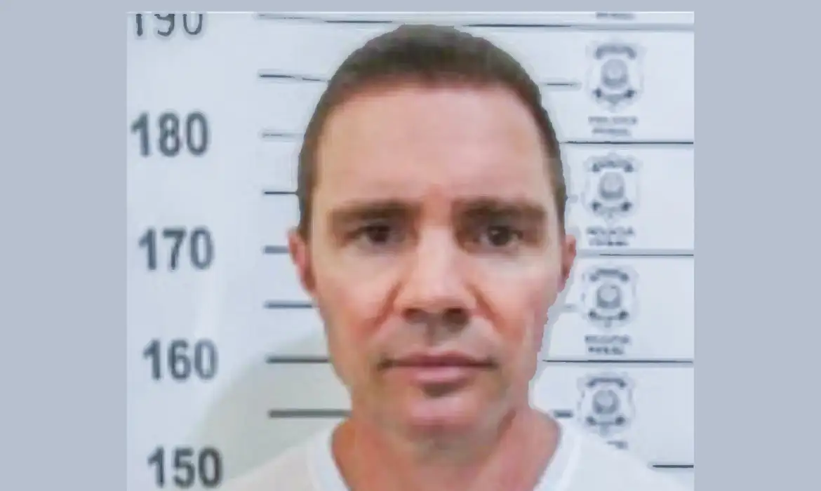 Defesa de Daniel Vorcaro pede a Fachin revogação de prisão preventiva e cita indefinição no STF