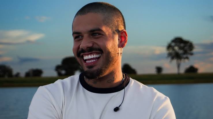 Zé Felipe publica mensagem sobre nova fase nas redes