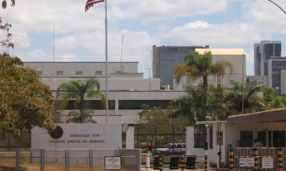 Polícia Federal investiga suposta ameaça à embaixada dos EUA em Brasília