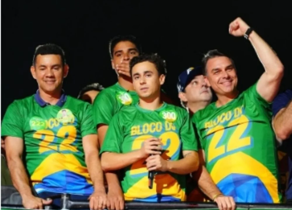 Bloquinho 22 chega a Manaus hoje com concentração na Ponta Negra