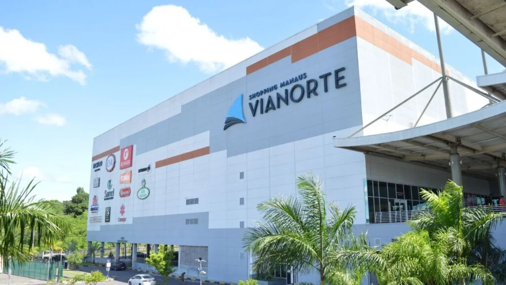 Wanderley Andrade, Berg Guerra e Waldo César cantam em Manaus